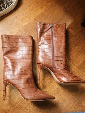 Schultz Brown Croc-Embossed Pointed Toe Stiletto Ankle Boots